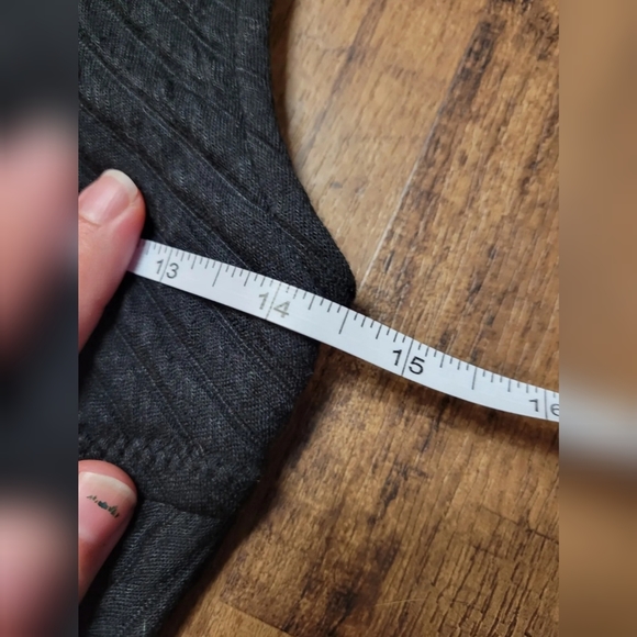 FREE W BUNDLE G21 textured dress - Picture 6 of 10